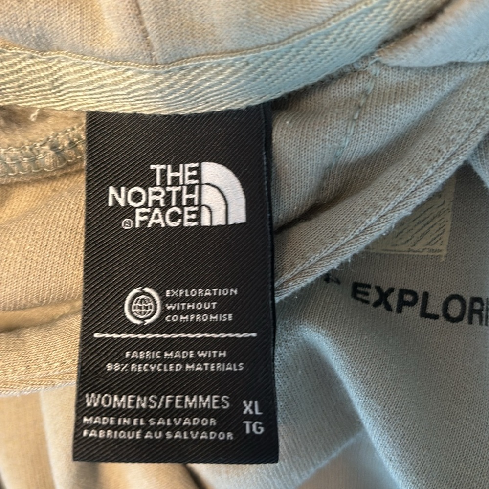 The North Face cropped hoodie - Picture 3 of 3